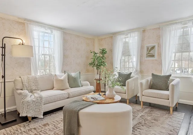 2nd image of 5 Lowell St #5, Carlisle, MA 01741 | MLS# 73481858