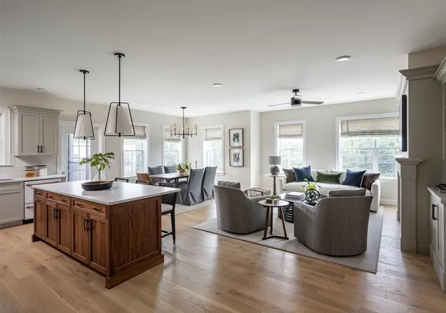 Listing Photo 5 - Condo for sale in building located at 8 Miter Dr, Plymouth, MA 02360 - Unit #15-1