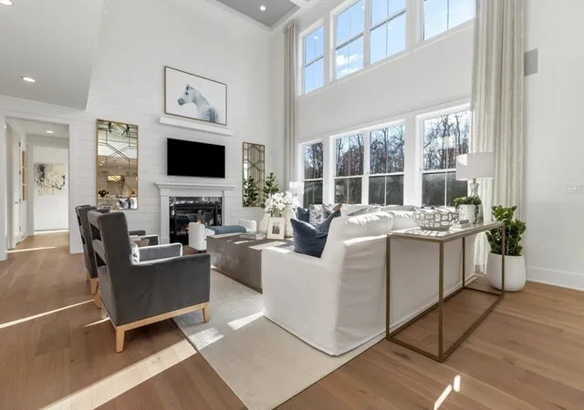 4th image of 12 Fitch Ave #0008, Hopkinton, MA 01748 | MLS# 73340089