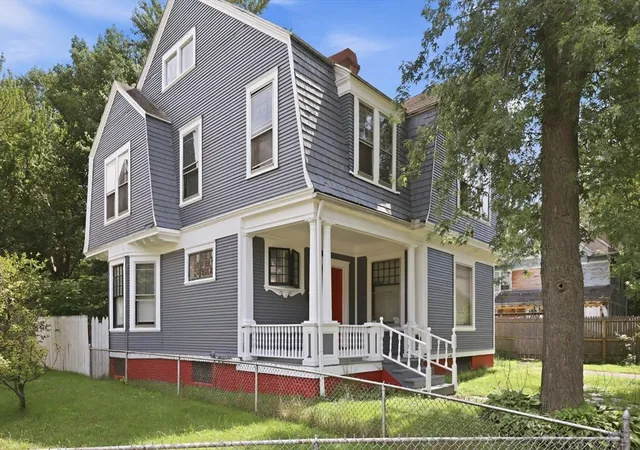 1st image of 43 Cornell St, Springfield, MA 01109 | MLS# 73567923
