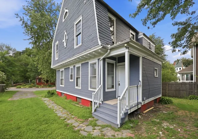 27th image of 43 Cornell St, Springfield, MA 01109 | MLS# 73567923