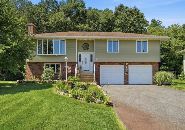 Photo 1 of Sale Pending at 98 Mclean Pkwy, Ludlow, MA 01056 | MLS# 73560557 | Listing updated on 2026-08-31