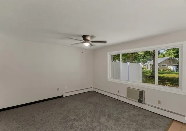 Homes for sale in Chicopee, MA | 91 Partridge Ln, Chicopee, MA 01022