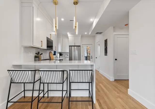 Listing Photo 5 - Condo for sale in building located at 599 Sea St, Quincy, MA 02169 - Unit #1
