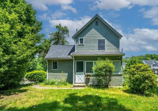 Homes for sale in Walpole, MA | 21 Grover St, Walpole, MA 02081 | MLS# 73537179