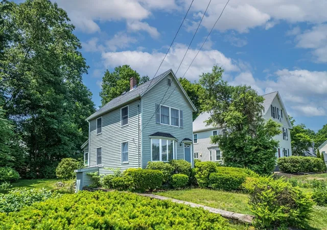 Homes for sale in Walpole, MA | 21 Grover St, Walpole, MA 02081 | MLS# 73537179