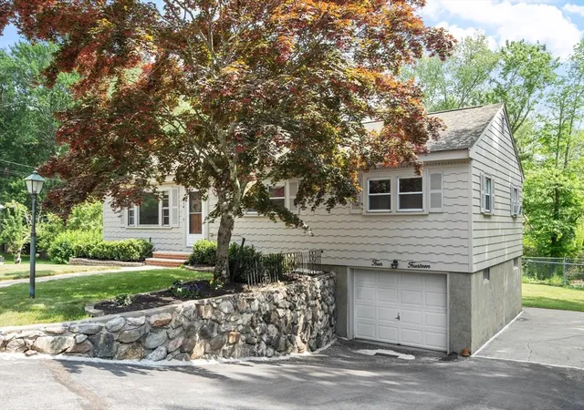 Homes for sale in Reading, MA | 414 Grove St, Reading, MA 01867 | MLS# 73535239