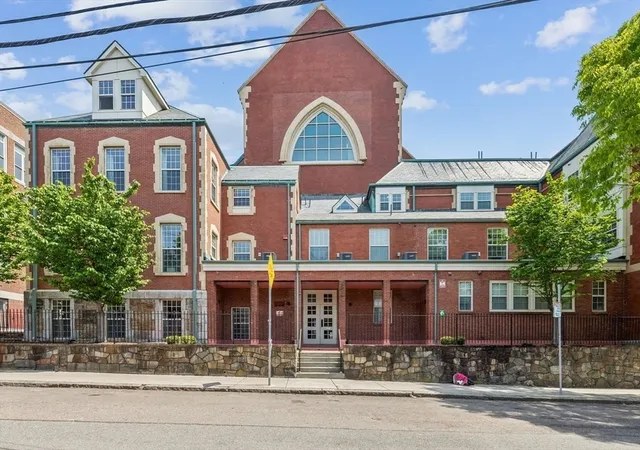1st image of 225 Dorchester Street #27, South Boston, MA 02127 | MLS# 73526390