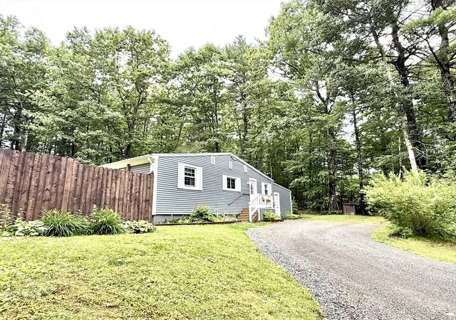 Homes for sale in Belchertown, MA | 753 Daniel Shays Hwy, Belchertown, MA 01007 | MLS# 73541177