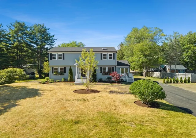 Homes for sale in West Bridgewater, MA | 53 Brewster Rd, West Bridgewater, MA 02379 | MLS# 73537595