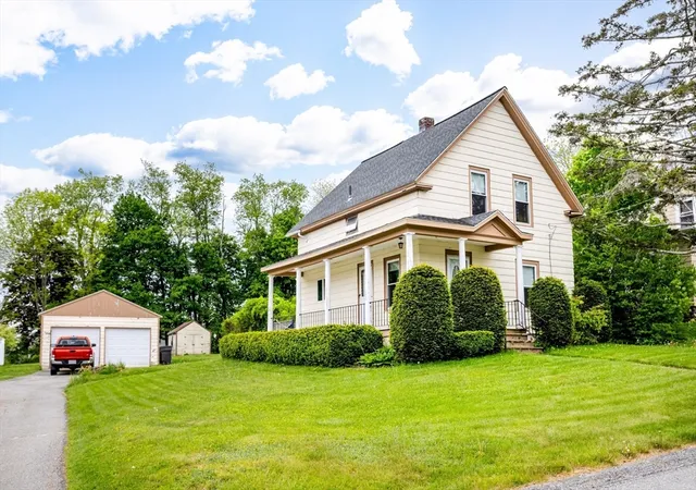 Homes for sale in Gardner, MA | 54 Charles St, Gardner, MA 01440 | MLS# 73524454