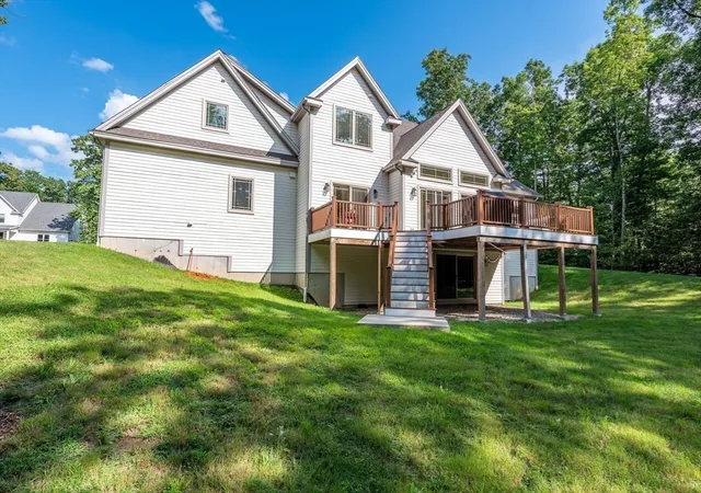 42nd image of 114 Lindenridge, Amherst, MA 01002 | MLS# 73562623