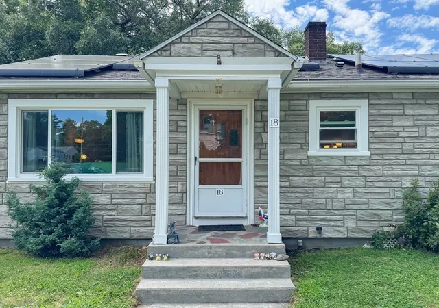 Photo 2 of Single family home for sale at 18 Woodland Cir, Methuen, MA 01844 | MLS# 73568098 | Listing updated on 2026-09-19