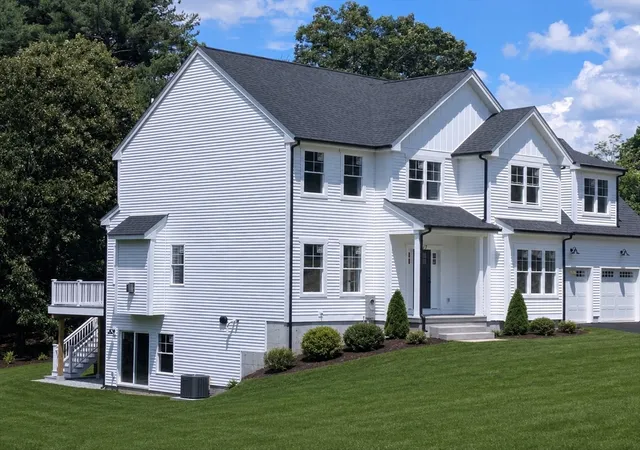 Homes for sale in Upton, MA | 17 West Main, Upton, MA 01568 | MLS# 73547384