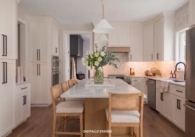 Homes for sale in Holliston, MA | 105 Bonney Dr, Holliston, MA 01746 | MLS# 73547142