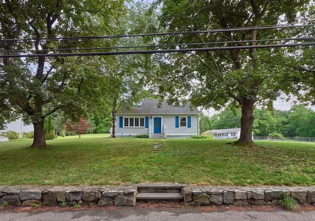 40th image of 253 Central St, Hudson, MA 01749 | MLS# 73554811