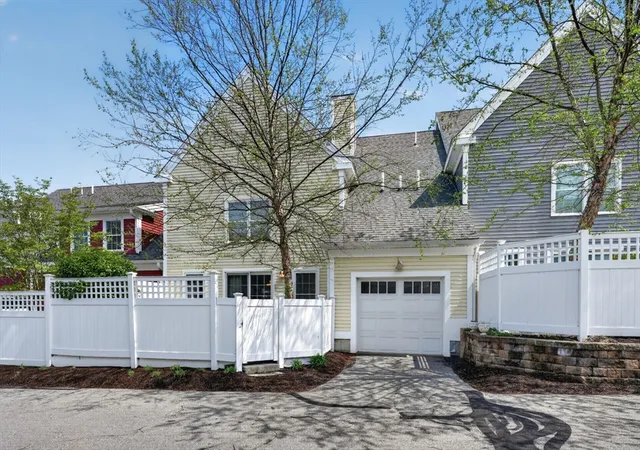 Homes for sale in Hudson, MA | 15 Hastings St, Hudson, MA 01749