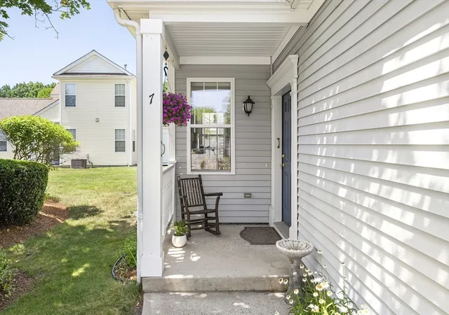 Homes for sale in Acton, MA | 7 Tinsdale Dr #7, Acton, MA 01720 | MLS# 73546183