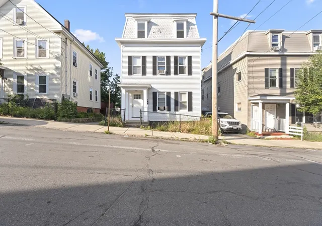 Homes for sale in Haverhill, MA | 13 1/2 Grove St, Haverhill, MA 01832 | MLS# 73547736