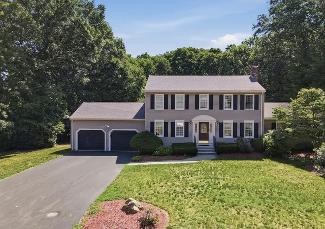 Homes for sale in Hopedale, MA | 39 Westcott Road, Hopedale, MA 01747 | MLS# 73549321