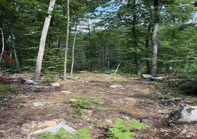 4th image of 979 Chestnut St, Athol, MA 01331 | MLS# 73563600