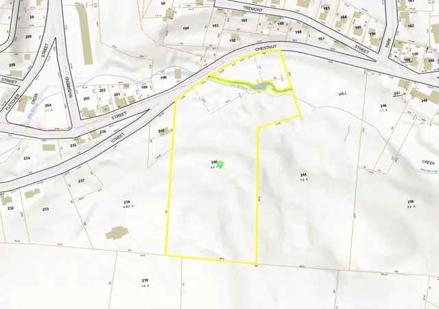 8th image of 979 Chestnut St, Athol, MA 01331 | MLS# 73563600