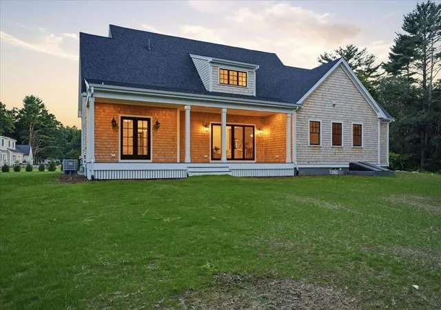 Photo 3 of Single family home for sale at 5 Tucker Ln, Marion, MA 02738 | MLS# 73553897 | Listing updated on 2026-08-06