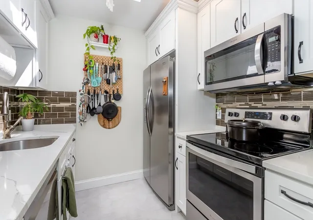 Homes for sale in Quincy, MA | 35 Desmoines Rd #503, Quincy, MA 02169 | MLS# 73529626
