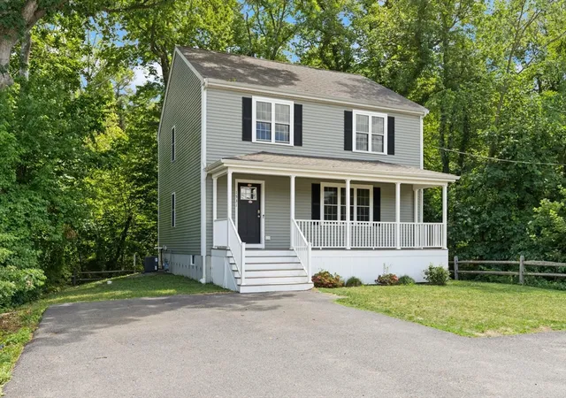 2nd image of 1531 Broadway, Raynham, MA 02767 | MLS# 73537503