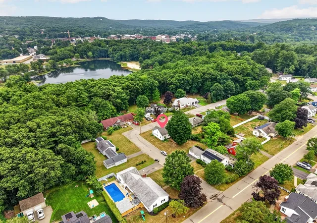 33rd image of 504 Twichell St, Athol, MA 01331 | MLS# 73552860