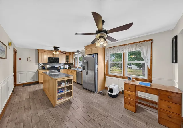 5th image of 504 Twichell St, Athol, MA 01331 | MLS# 73552860