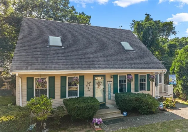 1st image of 108 Wareham Lake Shore Dr, Wareham, MA 02538 | MLS# 73568206