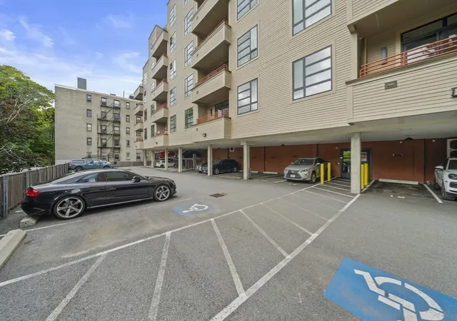 2nd image of 1650 Commonwealth Ave, Brighton, MA 02135