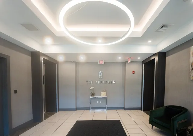 2nd image of 1650 Commonwealth Ave #309, Brighton, MA 02135 | MLS# 73558475