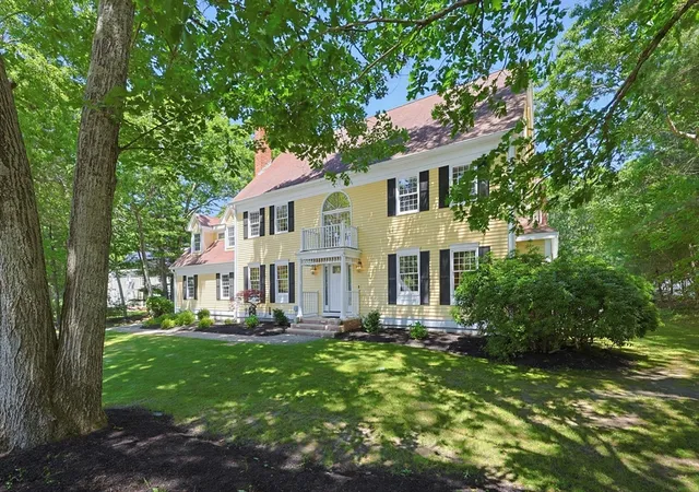 2nd image of 8 Turner Hill Road, Medfield, MA 02052 | MLS# 73534097