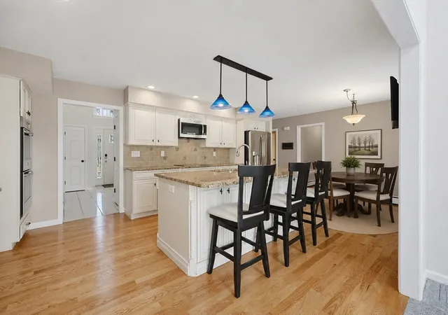 4th image of 8 Turner Hill Road, Medfield, MA 02052 | MLS# 73534097