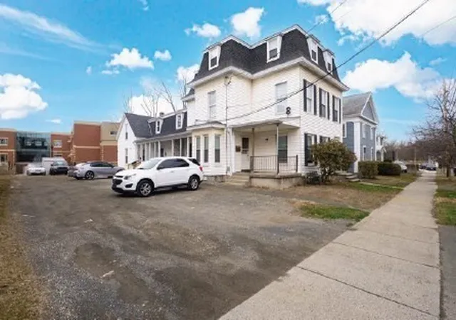 2nd image of 12 Franklin Ave, Westfield, MA 01085 | MLS# 73536486
