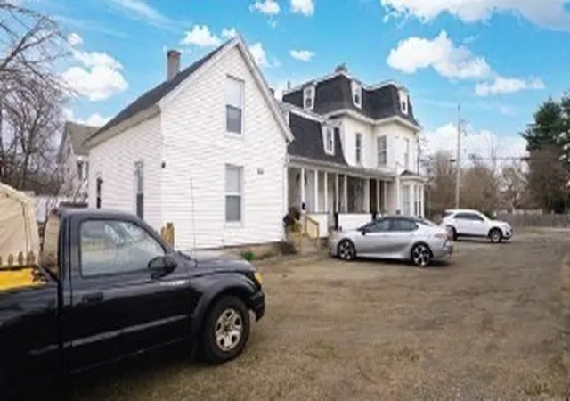 5th image of 12 Franklin Ave, Westfield, MA 01085 | MLS# 73536486