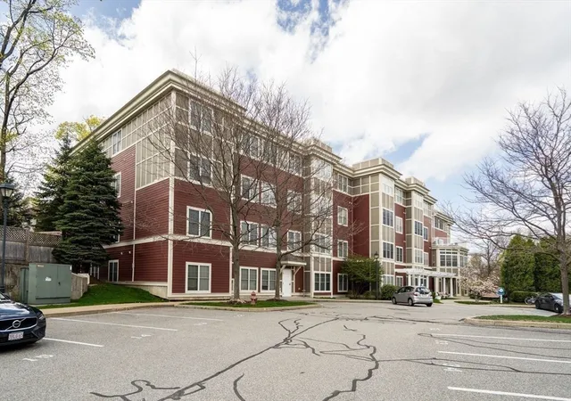 2nd image of 35 Commonwealth Ave, Chestnut Hill, MA 02467