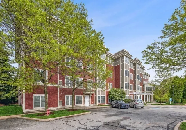 37th image of 35 Commonwealth Ave #110, Chestnut Hill, MA 02467 | MLS# 73553728