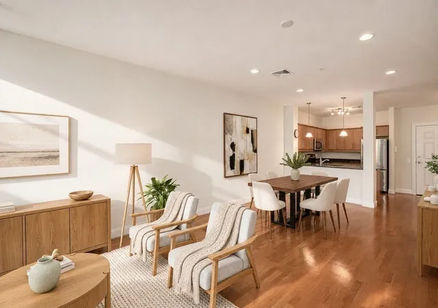 Listing Photo 4 - Condo for sale in building located at 35 Commonwealth Ave, Newton, MA 02467 - Unit #110