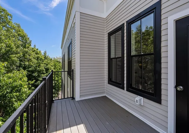 Homes for sale in Quincy, MA | 105 Sea Street #302, Quincy, MA 02169 | MLS# 73528119