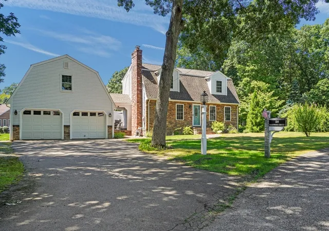 image of 28 Sagewood Cir, Attleboro, MA 02703 | MLS# 73559674