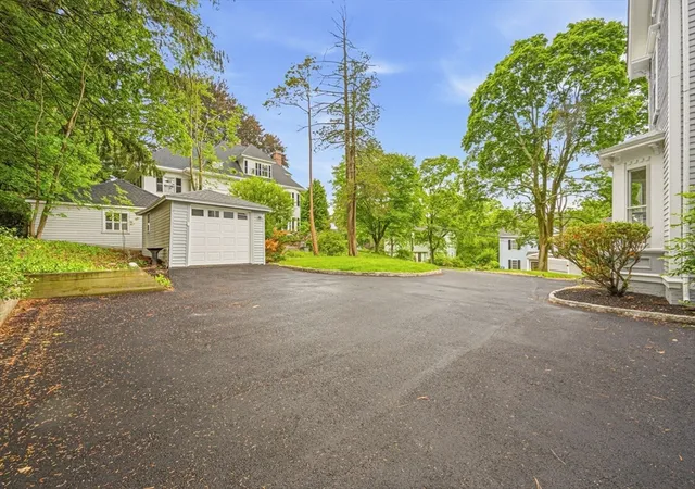 Homes for sale in Winchester, MA | 14 Hillside Ave, Winchester, MA 01890 | MLS# 73541163