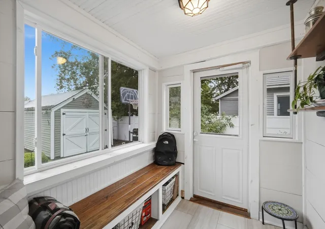 34th image of 43 Corona St, Springfield, MA 01104 | MLS# 73568236