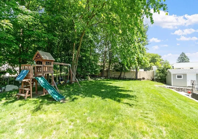 Homes for sale in Hudson, MA | 15 Bennett St, Hudson, MA 01749 | MLS# 73526730