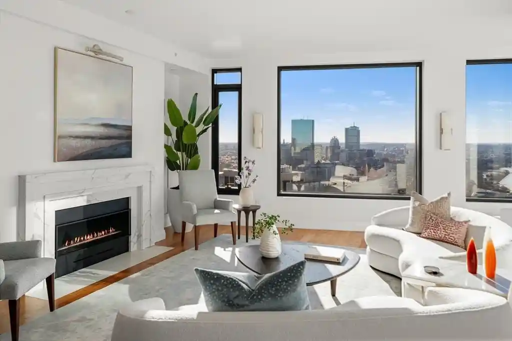 Listing Photo 2 - Condo for sale in Sudbury located at 110 Sudbury St, Boston, MA 02114 - Unit #3601