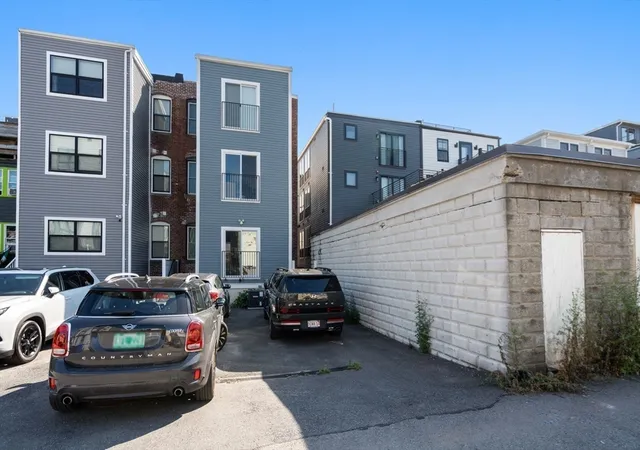38th image of 284 Sumner St #3, East Boston, MA 02128 | MLS# 73565446