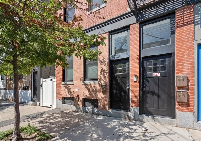 Photo 3 of Sale Pending at 284 Sumner St #3, East Boston, MA 02128 | MLS# 73565446 | Listing updated on 2026-09-03