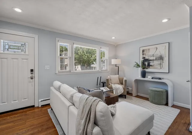 1st image of 136 A Belgrade Ave, Roslindale, MA 02131 | MLS# 73559605
